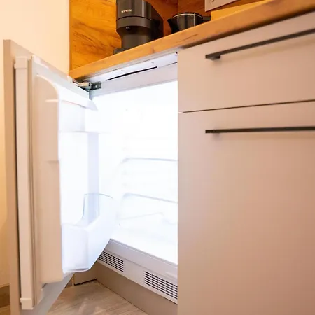 Cozy Main Square Ii With Breakfast Lägenhet *